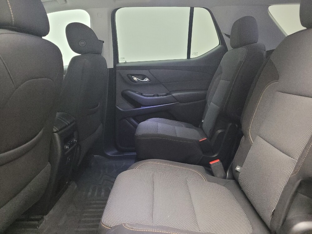 2019 Chevrolet Traverse in Eastpointe, MI 48021 - 18096088 18