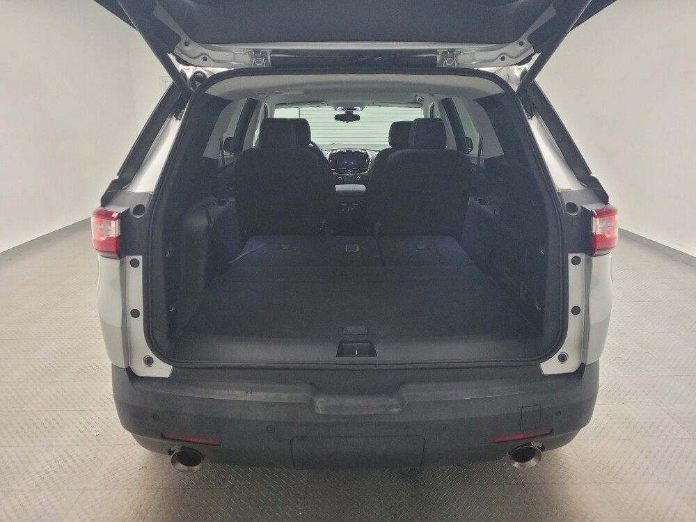 2019 Chevrolet Traverse in Eastpointe, MI 48021 - 18096088 29