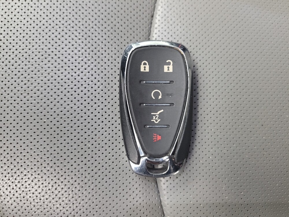 2018 Chevrolet Equinox in Eastpointe, MI 48021 - 18096096 32