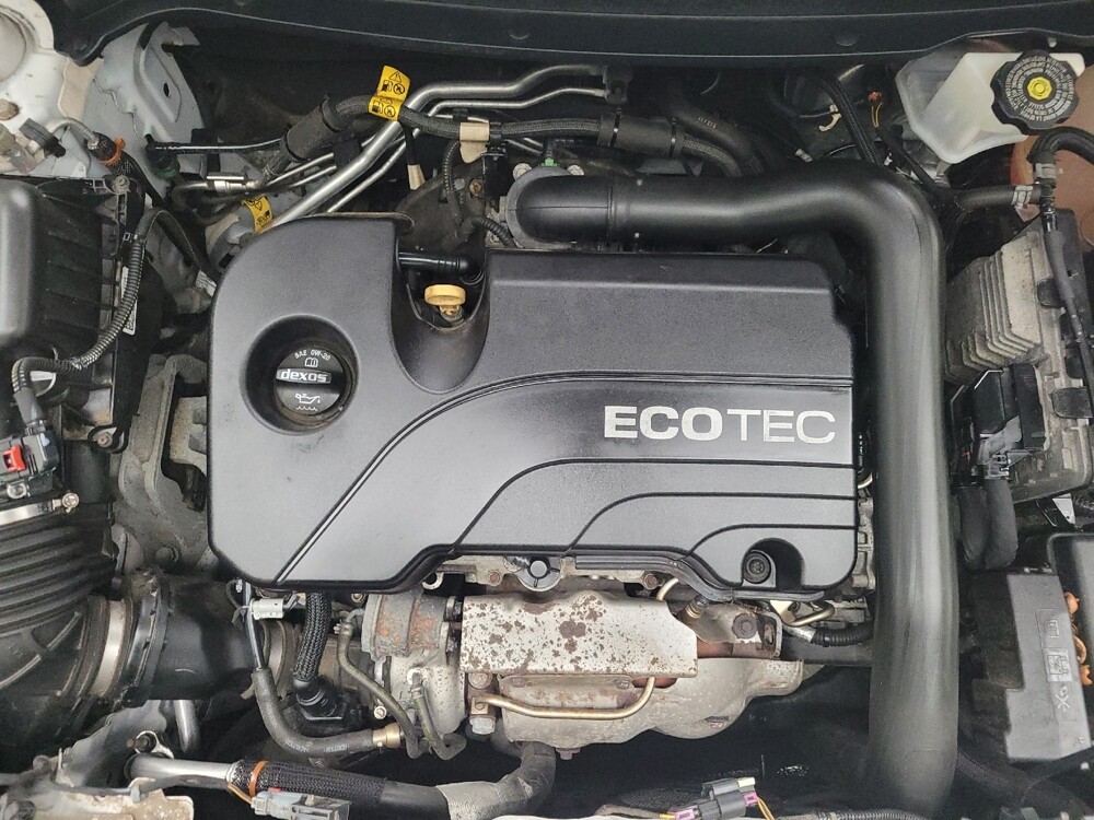 2018 Chevrolet Equinox in Eastpointe, MI 48021 - 18096096 30