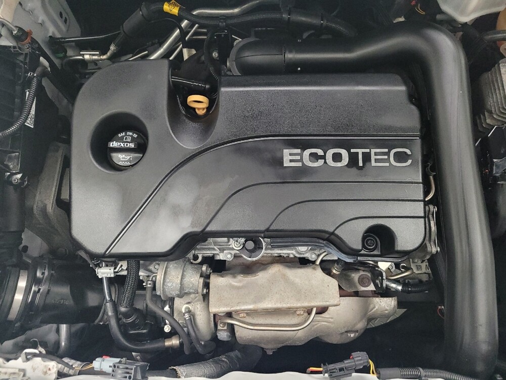 2019 Chevrolet Equinox in Eastpointe, MI 48021 - 18096097 30