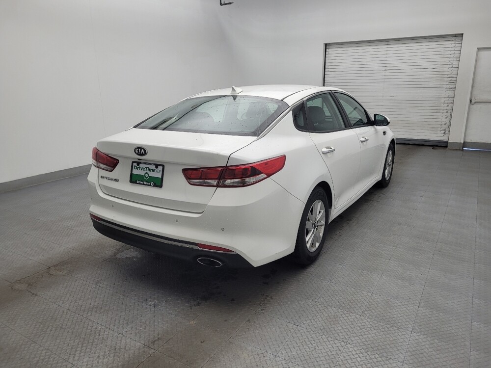 2018 Kia Optima in Winston-Salem, NC 27103 - 18096102 9