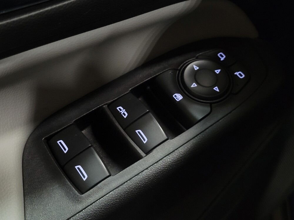 2020 Chevrolet Equinox in Newport News, VA 23601 - 18096103 27