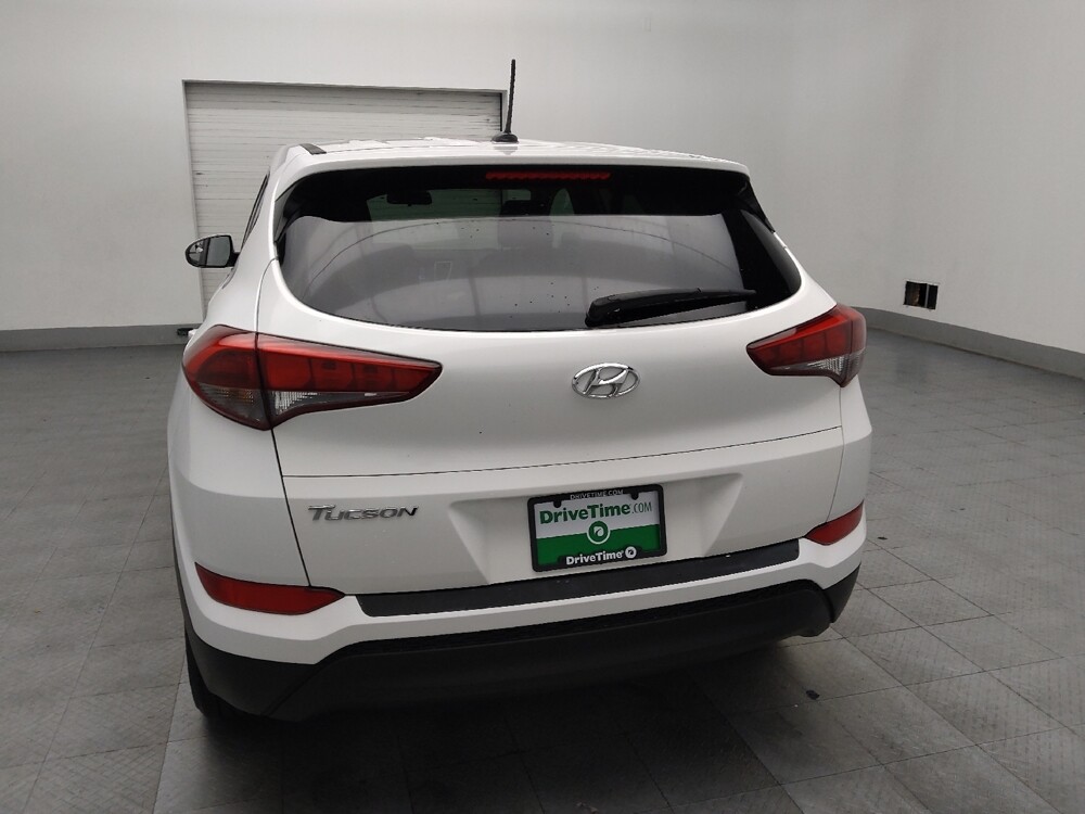 2017 Hyundai Tucson in Stone Mountain, GA 30083 - 18096107 6