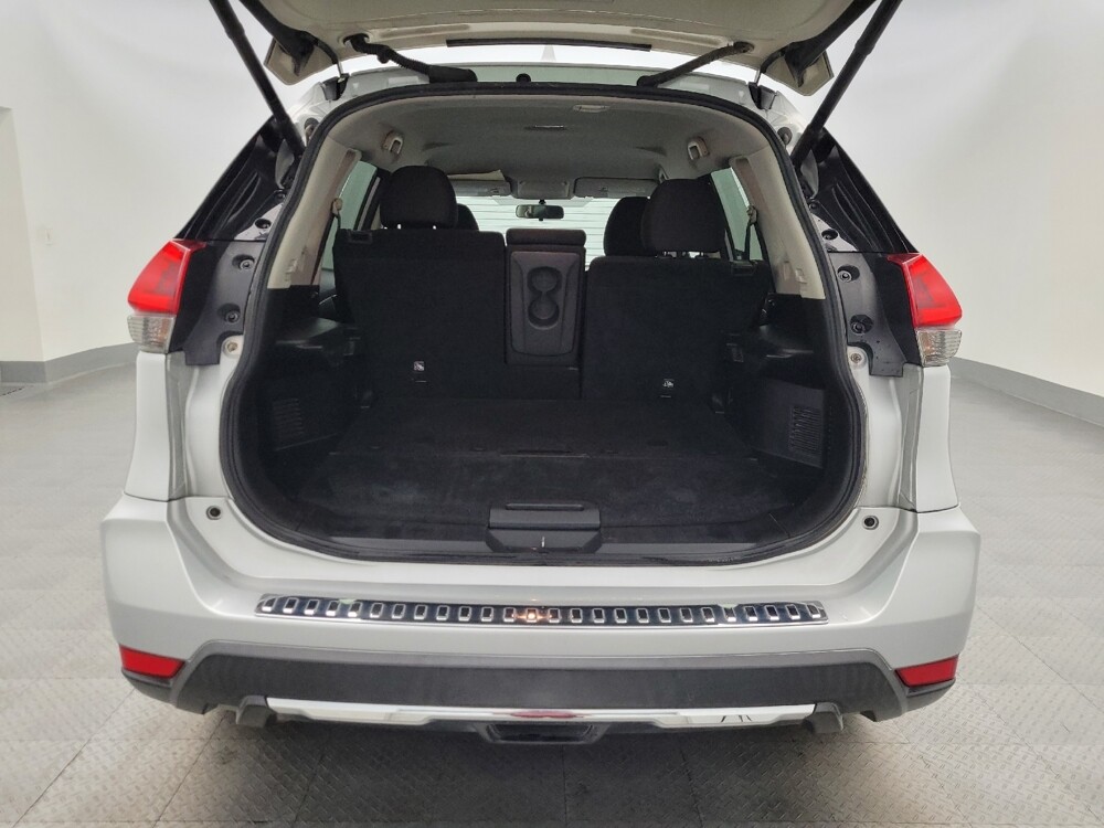 2018 Nissan Rogue in Glendale, AZ 85301 - 18096110 29