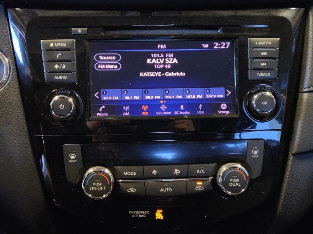 2018 Nissan Rogue in Glendale, AZ 85301 - 18096110 25