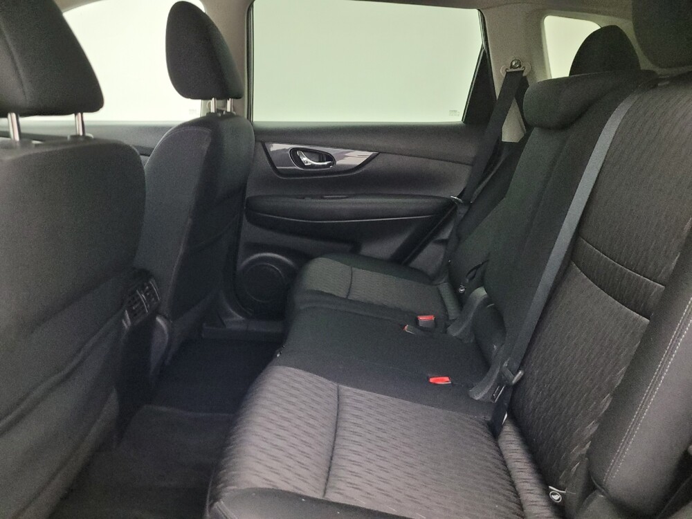 2018 Nissan Rogue in Glendale, AZ 85301 - 18096110 18