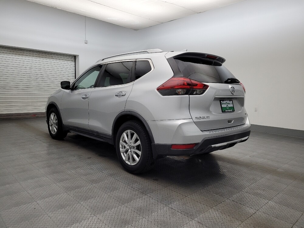 2018 Nissan Rogue in Glendale, AZ 85301 - 18096110 5