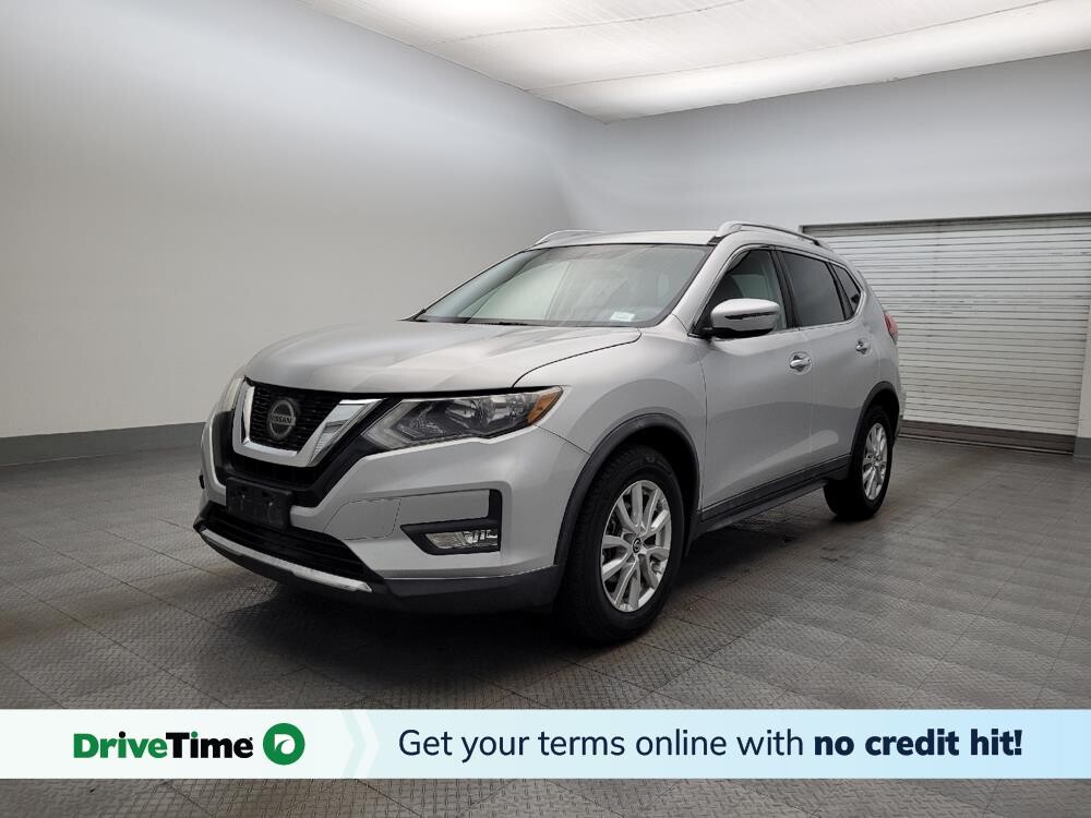 2018 Nissan Rogue in Glendale, AZ 85301 - 18096110