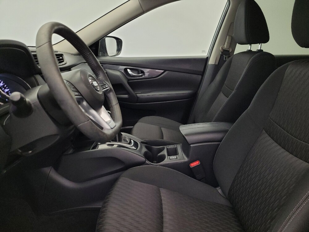 2018 Nissan Rogue in Glendale, AZ 85301 - 18096110 17