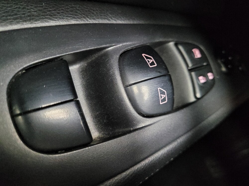 2019 Nissan Pathfinder in Las Vegas, NV 89104 - 18096118 27