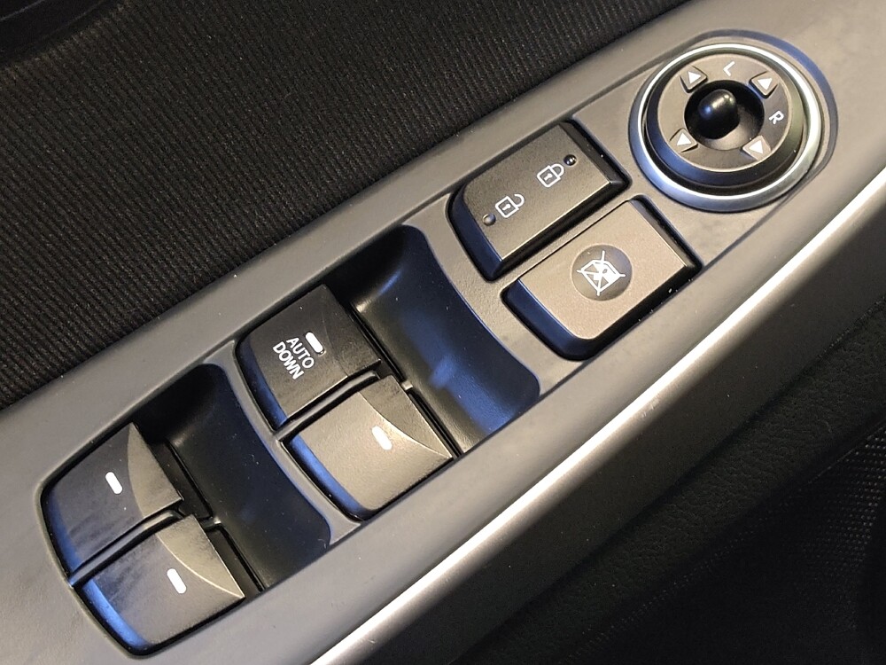 2017 Hyundai Elantra in Houston, TX 77074 - 18096130 27