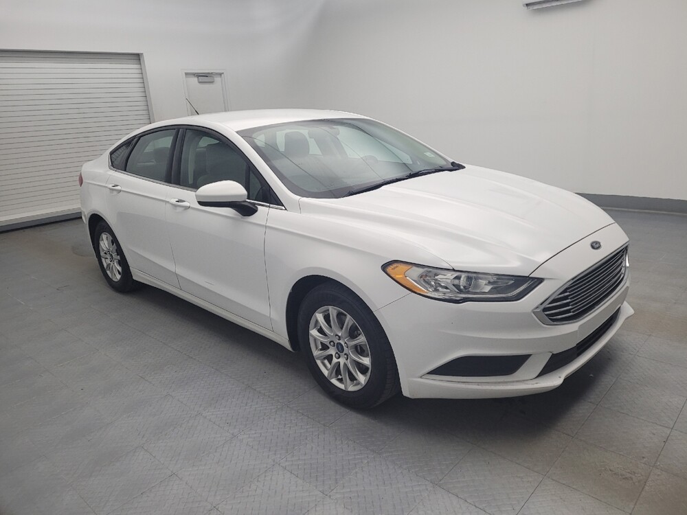 2017 Ford Fusion in Columbus, OH 43228 - 18096136 11