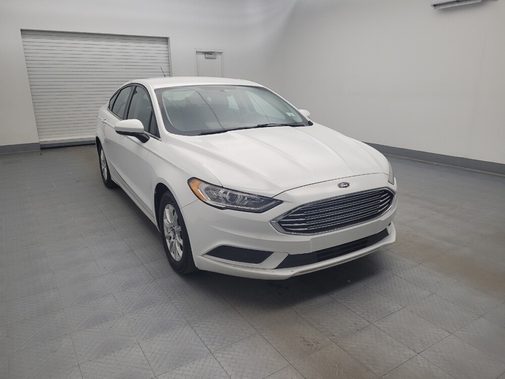 2017 Ford Fusion in Columbus, OH 43228 - 18096136 13