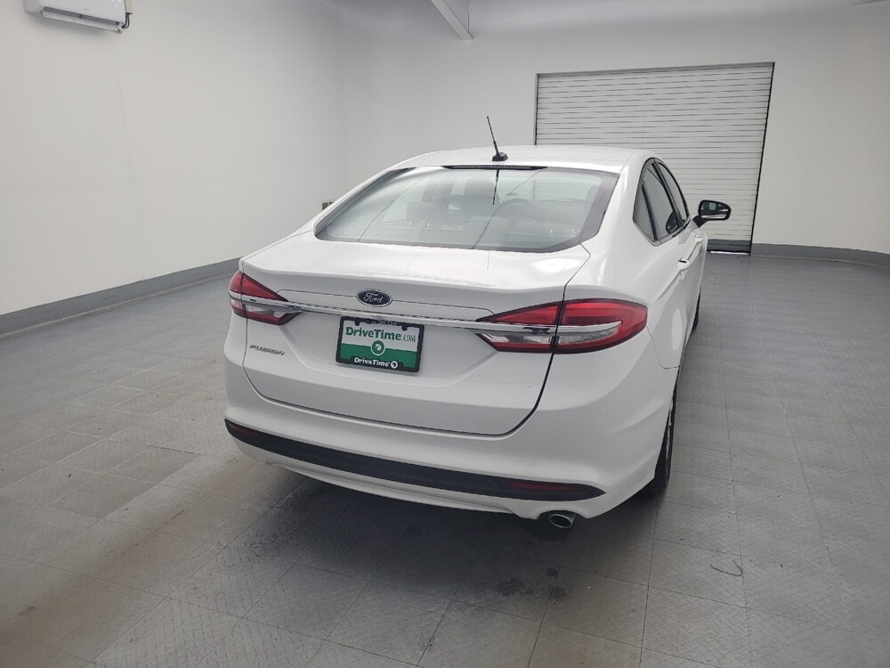 2017 Ford Fusion in Columbus, OH 43228 - 18096136 7
