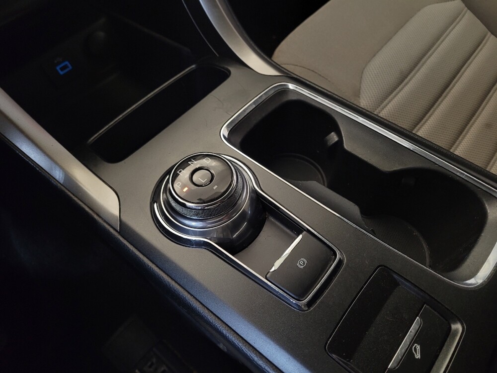 2017 Ford Fusion in Columbus, OH 43228 - 18096136 26