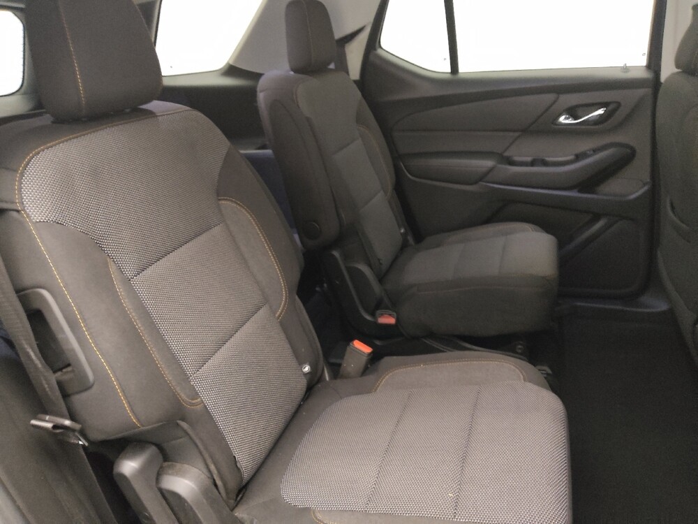 2018 Chevrolet Traverse in Hialeah, FL 33014 - 18096149 19