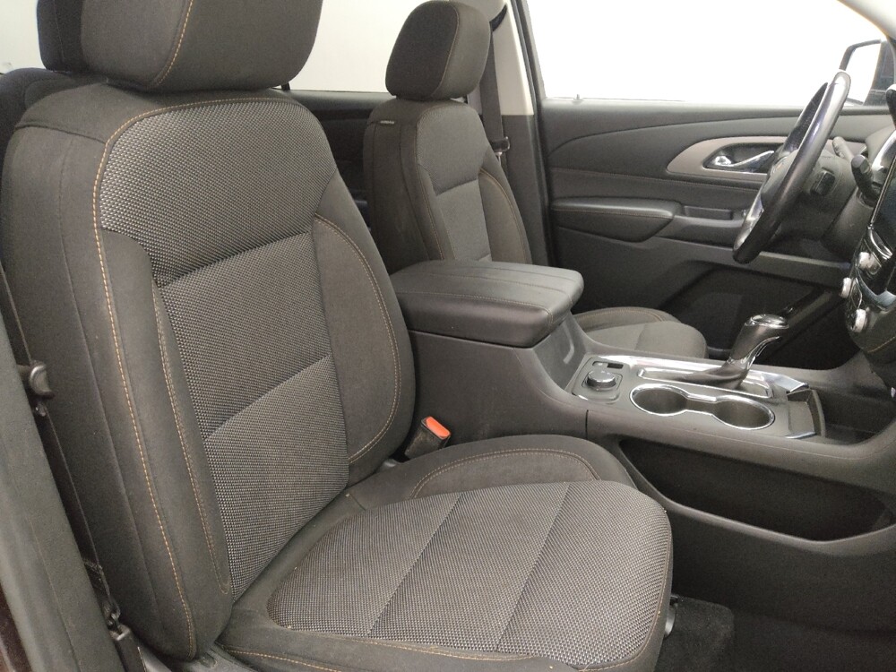 2018 Chevrolet Traverse in Hialeah, FL 33014 - 18096149 21