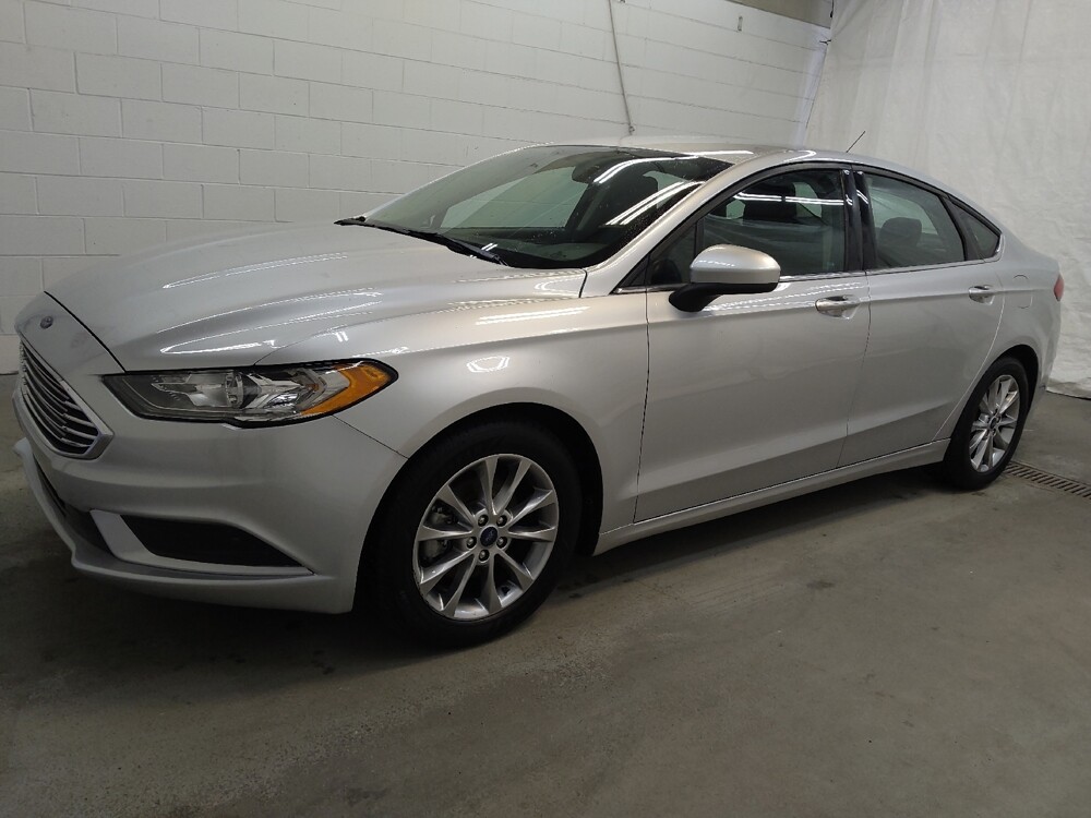 2017 Ford Fusion in Cincinnati, OH 45255 - 18096154 2