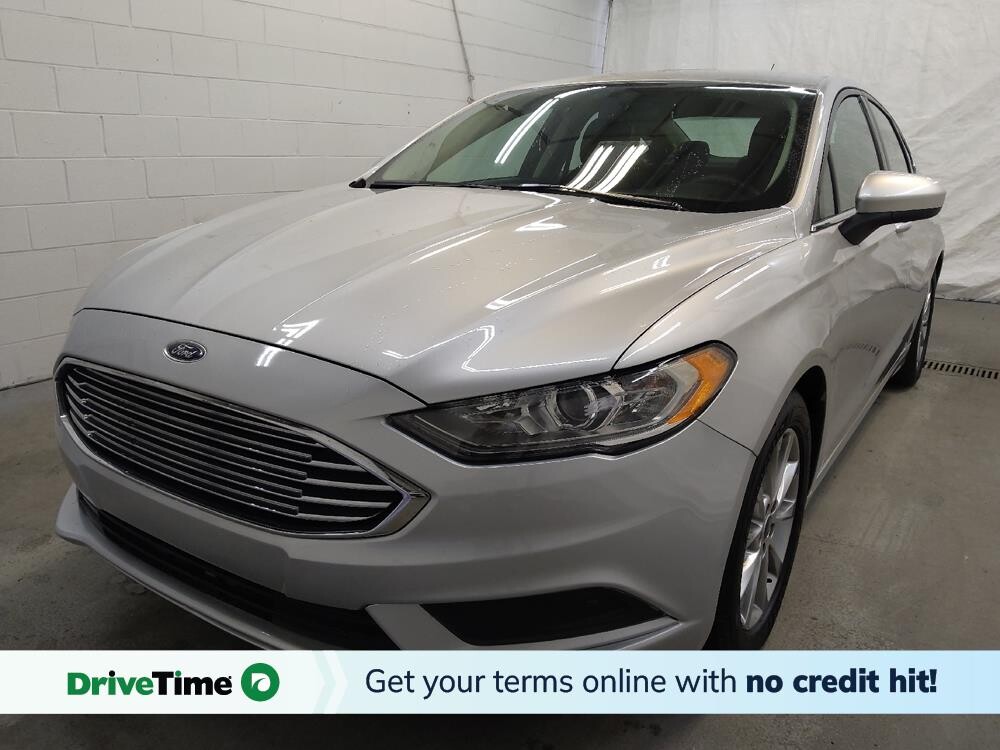 2017 Ford Fusion in Cincinnati, OH 45255 - 18096154