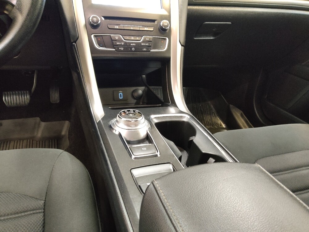 2017 Ford Fusion in Cincinnati, OH 45255 - 18096154 26