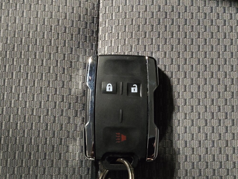 2015 Chevrolet Silverado 1500 in Oklahoma City, OK 73139 - 18096165 32