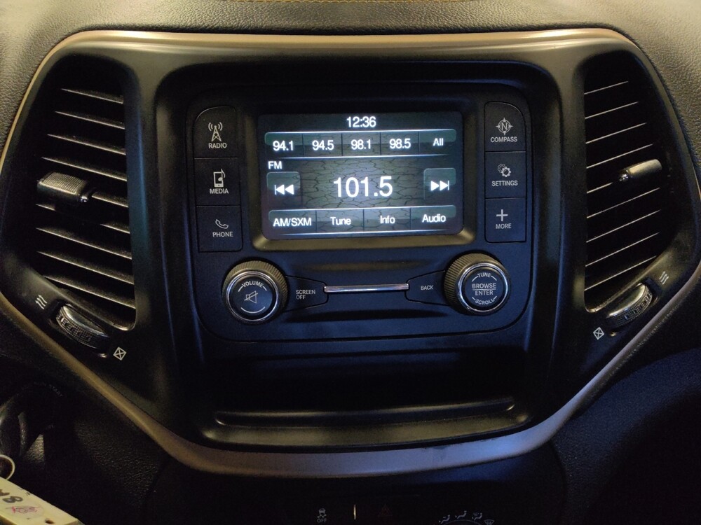 2018 Jeep Cherokee in Albuquerque, NM 87113 - 18096169 25