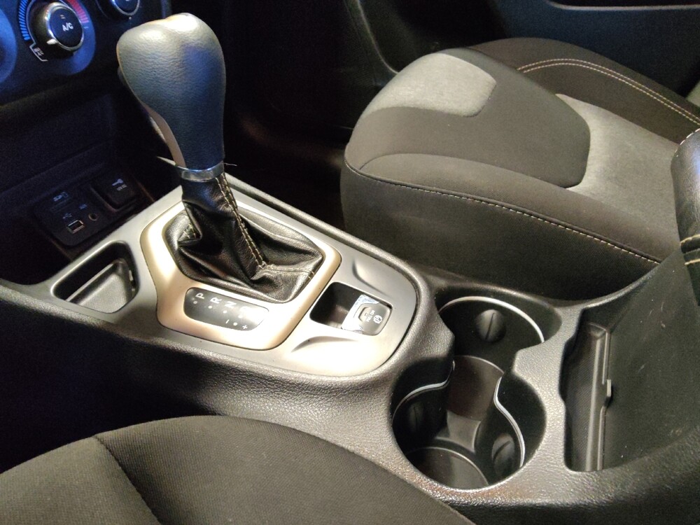 2018 Jeep Cherokee in Albuquerque, NM 87113 - 18096169 26