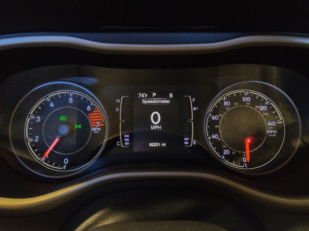 2018 Jeep Cherokee in Albuquerque, NM 87113 - 18096169 23