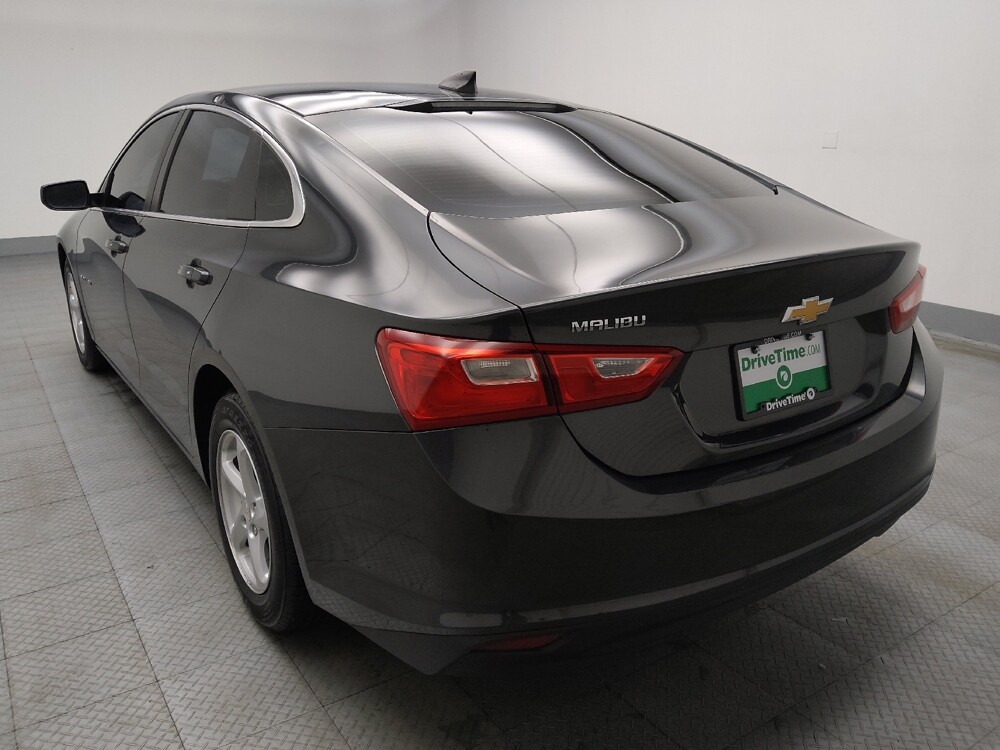 2018 Chevrolet Malibu in Lombard, IL 60148 - 18096171 5