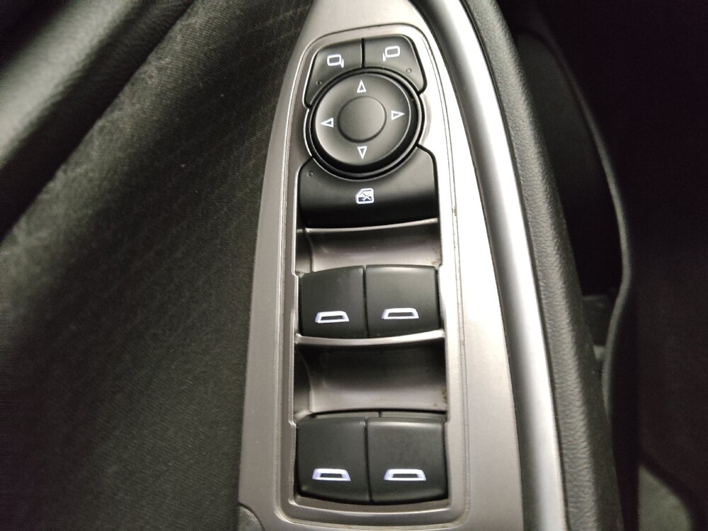 2018 Chevrolet Malibu in Lombard, IL 60148 - 18096171 27