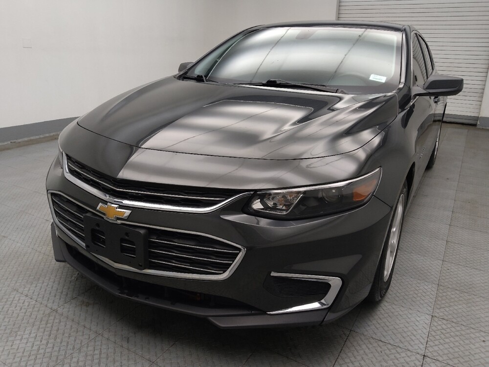 2018 Chevrolet Malibu in Lombard, IL 60148 - 18096171 15