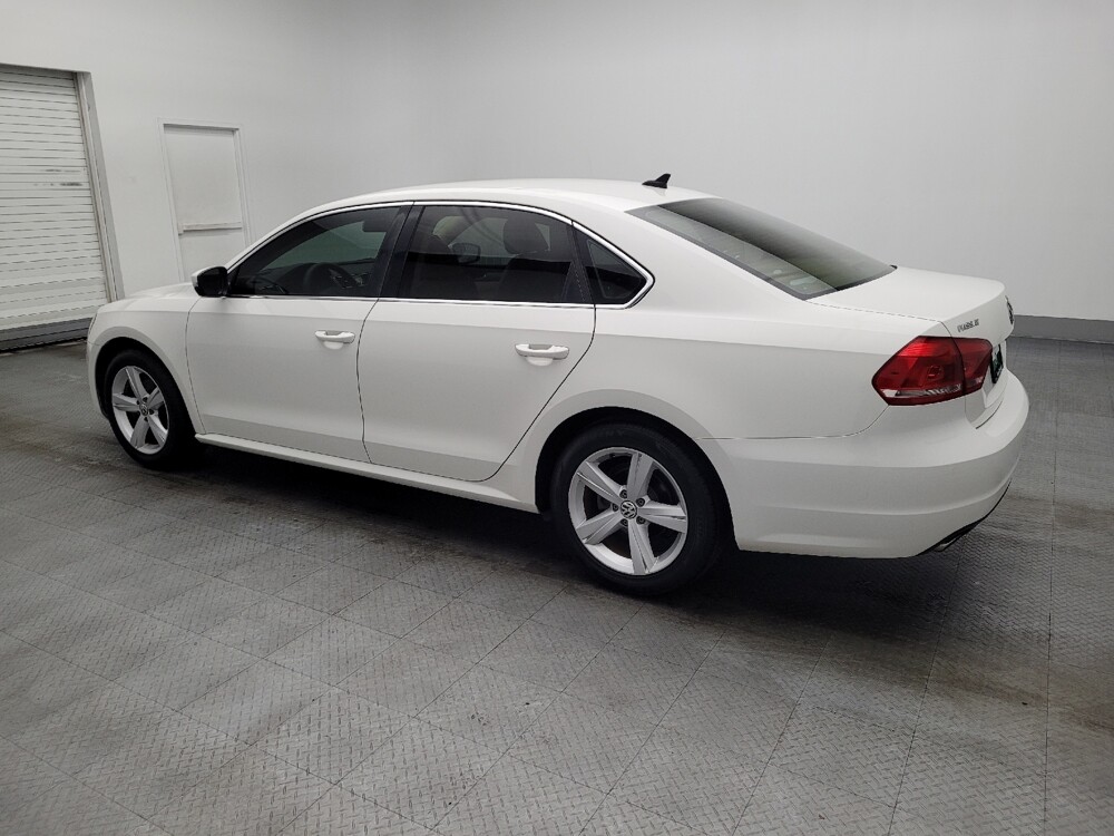 2015 Volkswagen Passat in Orlando, FL 32808 - 18096177 3