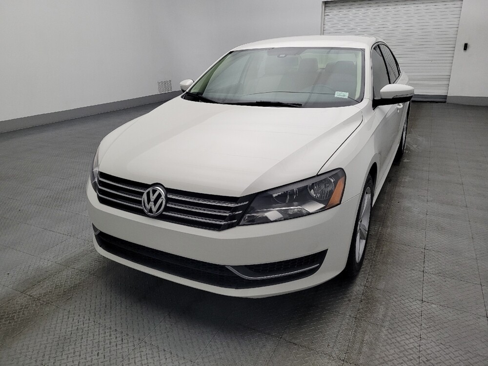 2015 Volkswagen Passat in Orlando, FL 32808 - 18096177 15