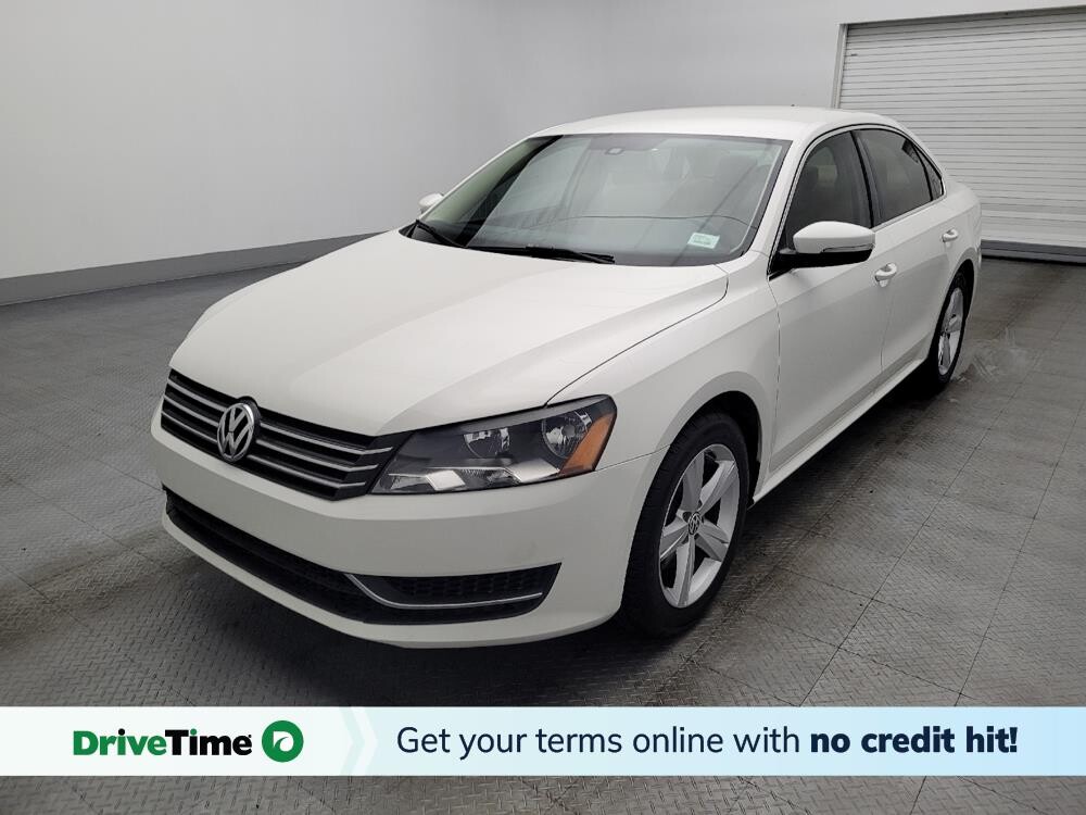 2015 Volkswagen Passat in Orlando, FL 32808 - 18096177