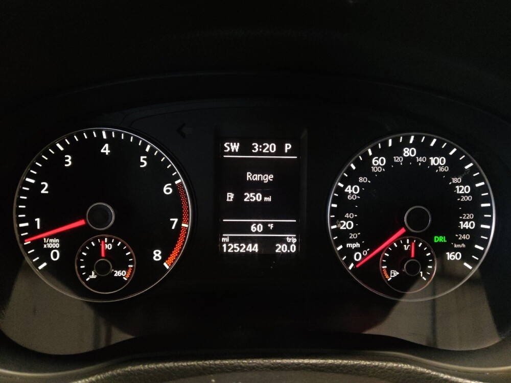 2015 Volkswagen Passat in Orlando, FL 32808 - 18096177 23