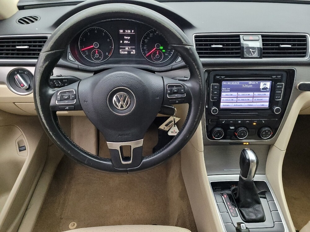 2015 Volkswagen Passat in Orlando, FL 32808 - 18096177 22