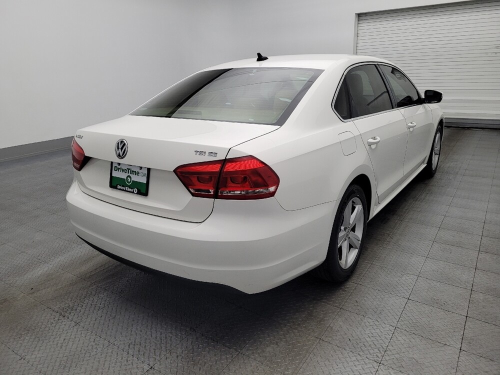2015 Volkswagen Passat in Orlando, FL 32808 - 18096177 9