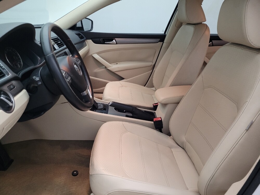 2015 Volkswagen Passat in Orlando, FL 32808 - 18096177 17