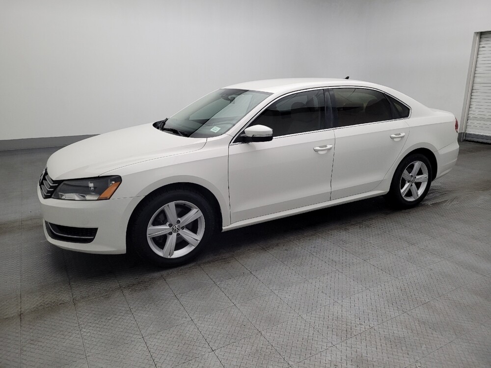 2015 Volkswagen Passat in Orlando, FL 32808 - 18096177 2