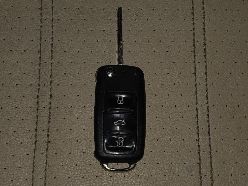 2015 Volkswagen Passat in Orlando, FL 32808 - 18096177 32