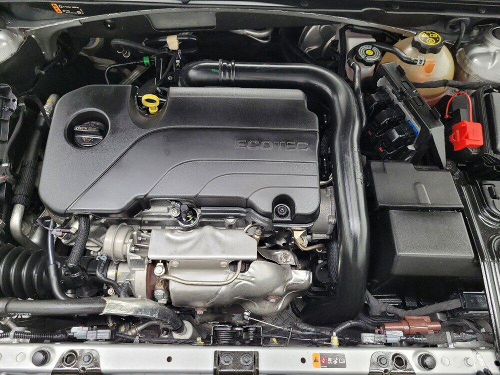 2022 Chevrolet Malibu in Las Vegas, NV 89102 - 18096186 30