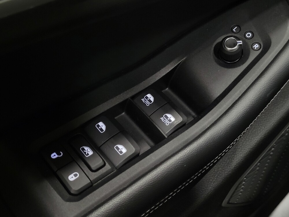 2021 Jeep Grand Cherokee L in Pittsburgh, PA 15236 - 18096195 27