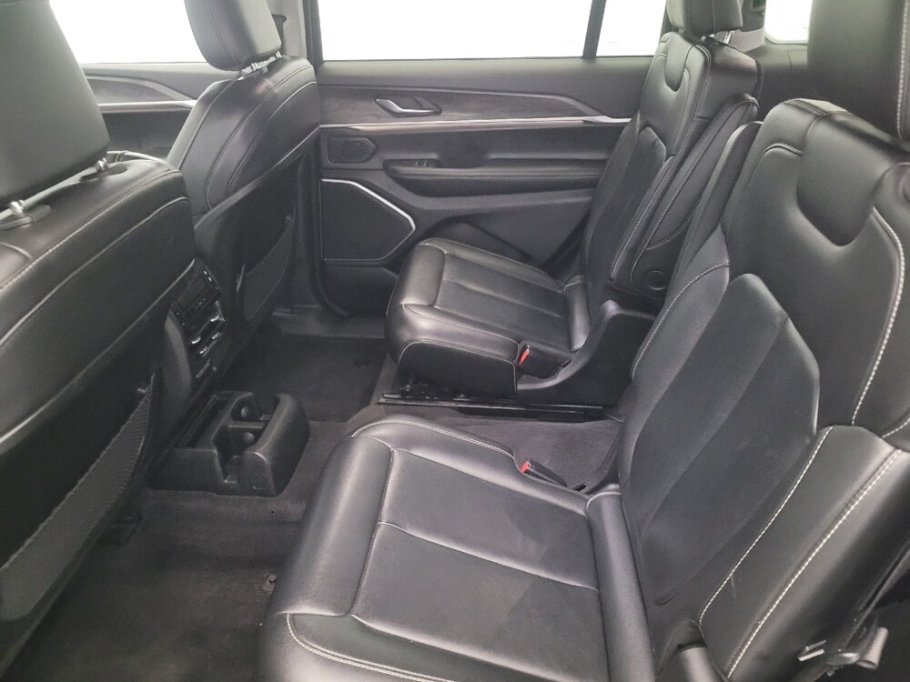 2021 Jeep Grand Cherokee L in Pittsburgh, PA 15236 - 18096195 18