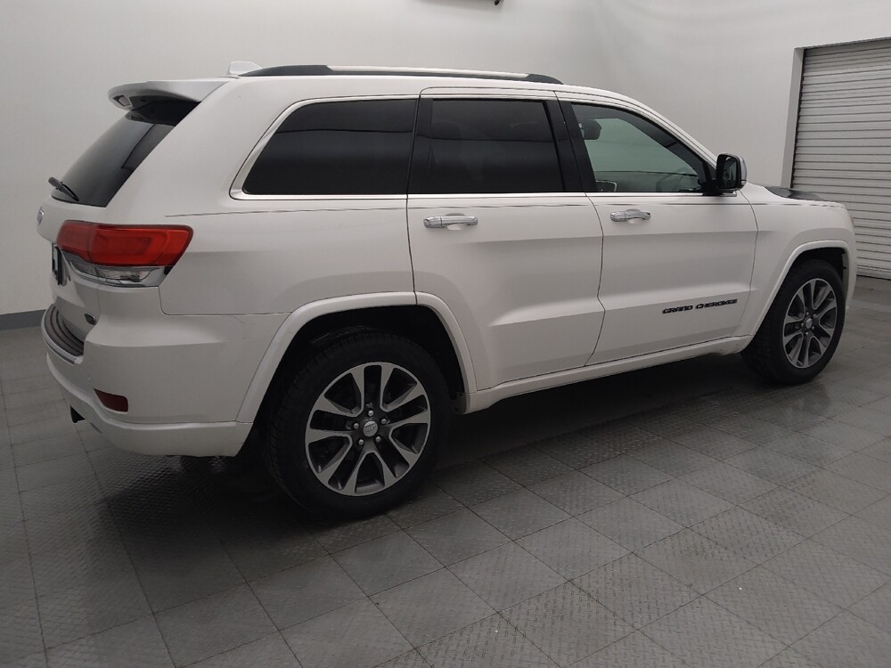 2018 Jeep Grand Cherokee in Houston, TX 77034 - 18096197 10