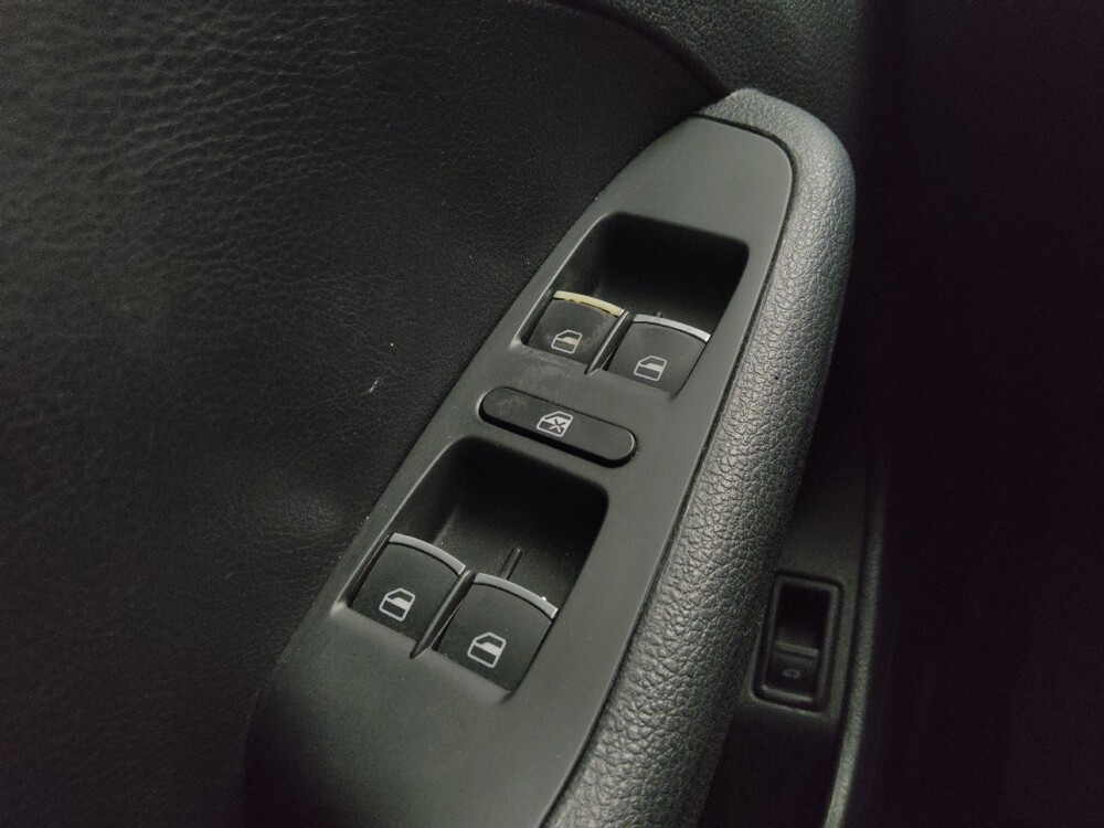 2017 Volkswagen Jetta in Lombard, IL 60148 - 18096198 27