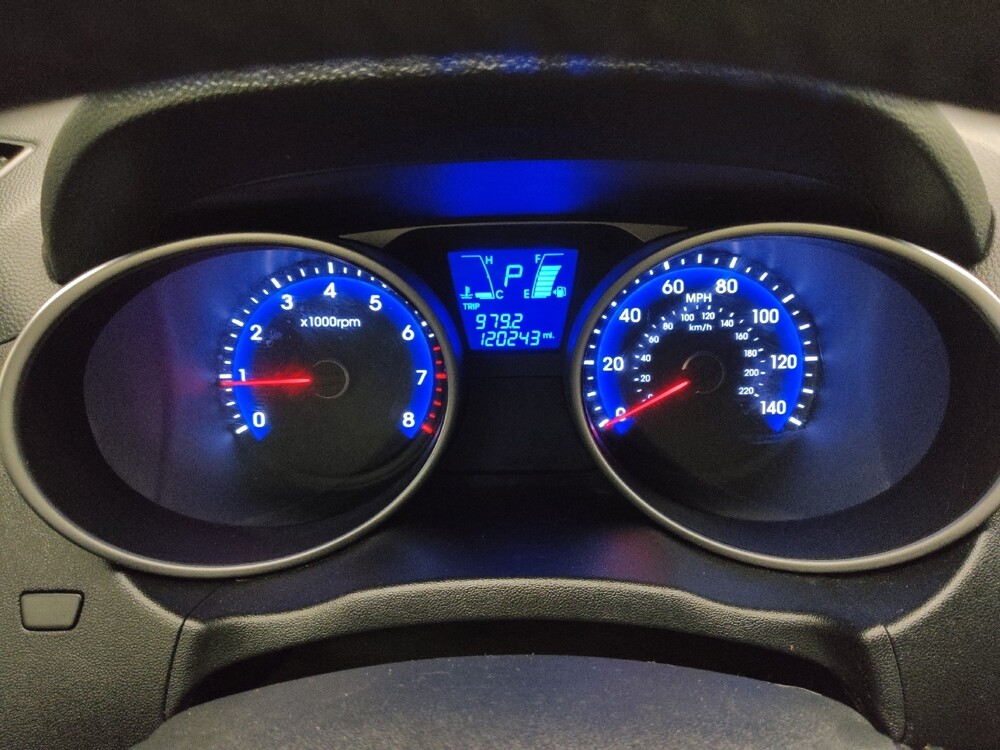 2015 Hyundai Tucson in Lombard, IL 60148 - 18096201 23