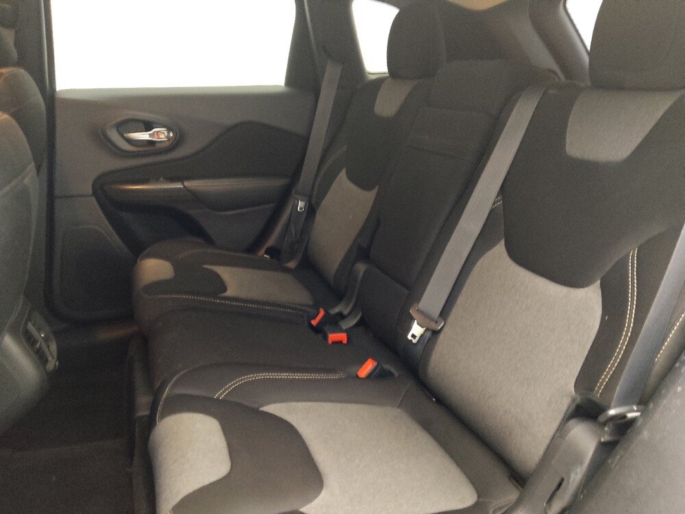 2015 Jeep Cherokee in West Palm Beach, FL 33409 - 18096203 18