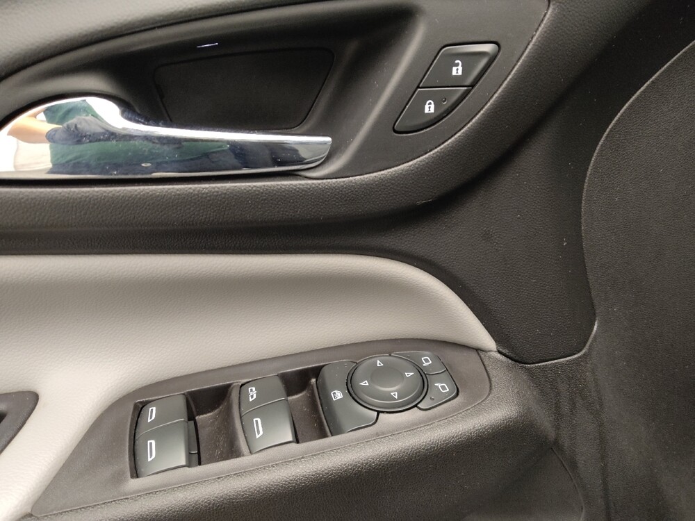 2022 Chevrolet Equinox in Denver, CO 80012 - 18096210 27