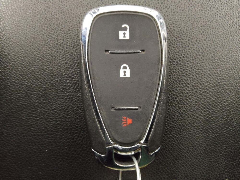 2022 Chevrolet Equinox in Denver, CO 80012 - 18096210 32